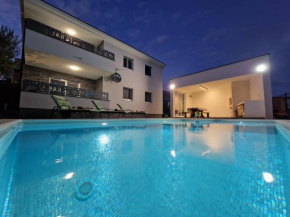 Libre Holiday with private pool